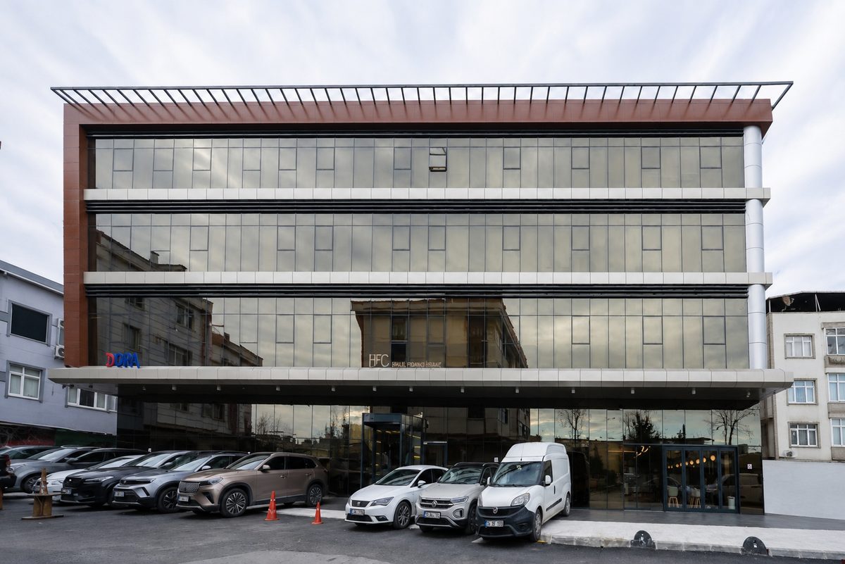 Modern surgical medical centre building